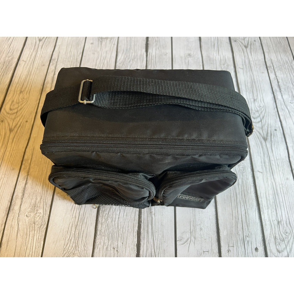 Conductor Series 30 CD Soft Carry Case, Black Nylon w/Pockets And Strap Included - Picture 3 of 8
